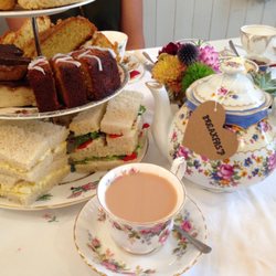 Heartfelt Vintage - Afternoon Tea