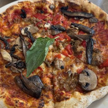 Tuscany - The Regina pizza - Italian Near Me - Chicago, Illinois Tuscany - The Regina pizza - Italian Near Me - Chicago, Illinois