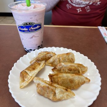 Combo Noodles - Red bean boba smoothie and pork dumplings. - Chinese Near Me - Altus, Oklahoma