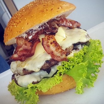 SmokerOne - Der Double-Burger mit extra Käse!! - Food Trucks Near Me - Ranstadt, HE