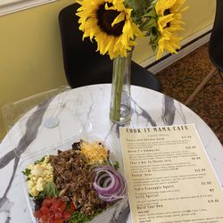 Cook It Mama Cafe - Toya's Jerk Chicken Salad