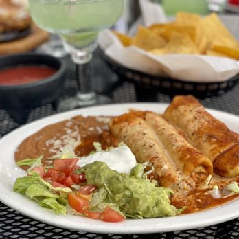 El Burrito Loco - Chimichanga! Yum. - Mexican Near Me - Muskegon, Michigan El Burrito Loco - Chimichanga! Yum. - Mexican Near Me - Muskegon, Michigan