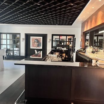 Il Palio Ristorante - downstairs reception area for larger events. all glass with a view. - Italian Near Me - Shelton, Connecticut Il Palio Ristorante - downstairs reception area for larger events. all glass with a view. - Italian Near Me - Shelton, Connecticut