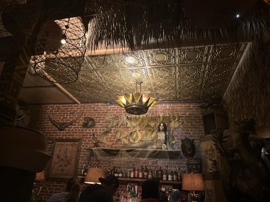 Skull & Crown Trading Co. by null