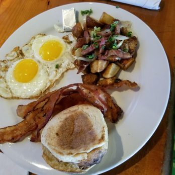 Lulu's Waikiki - 2 eggs up, bacon and English muffin - Burgers Near Me - Honolulu, Hawaii