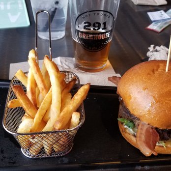 291 brewhouse - Honey Garlic Burger - Cafes Near Me - Nine Mile Falls, Washington 291 brewhouse - Honey Garlic Burger - Cafes Near Me - Nine Mile Falls, Washington