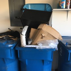 Public Auction Vegas - Scammers sailing garbage! Don't go to Public Auction on S Eastern and Tropicana!