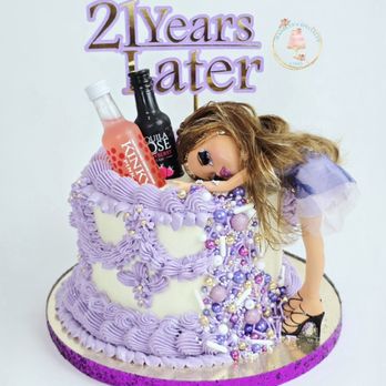 Madelyn's Specialty Cakes - One-Tier Drunk Bratz Cake - Cupcakes Near Me Madelyn's Specialty Cakes - One-Tier Drunk Bratz Cake - Cupcakes Near Me