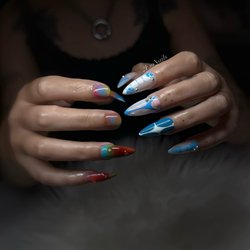 2EM Nail Place