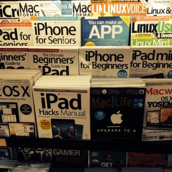 Barnes & Noble - Apple mags galore! - Bookstores Near Me - Honolulu, Hawaii