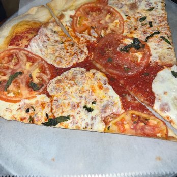 Front Street Pizza - So good! - Pizza Near Me - Brooklyn, New York