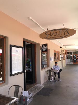 Shawtys Cafe Restaurant & Bar by null