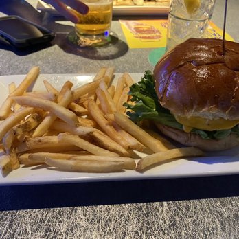 Dave & Buster's Thousand Oaks - Cheese burger and fries - Arcades Near Me - Thousand Oaks, California Dave & Buster's Thousand Oaks - Cheese burger and fries - Arcades Near Me - Thousand Oaks, California