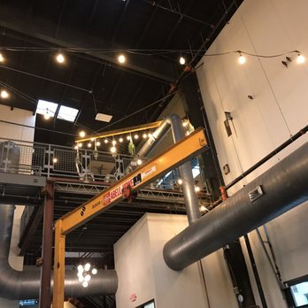 Caboose Commons - spacious and vibrant - Breweries Near Me - Fairfax, Virginia