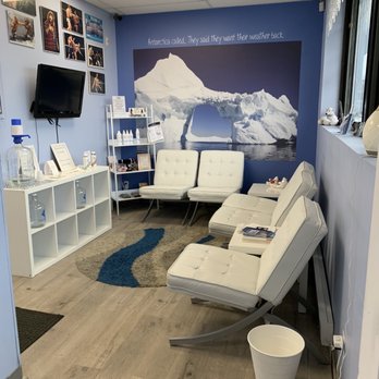 Cryology - Waiting room - Cryotherapy Near Me - Babylon, New York