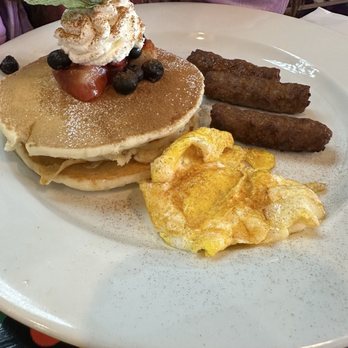 Con Azucar Cafe - Pancakes, Eggs and Sausage - Coffee & Tea Near Me - Manteca, California Con Azucar Cafe - Pancakes, Eggs and Sausage - Coffee & Tea Near Me - Manteca, California