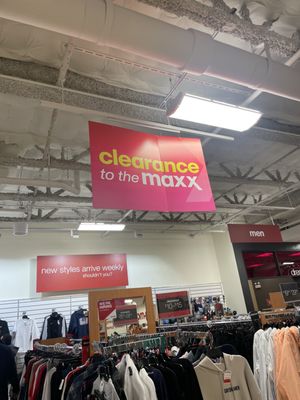 TJ MAXX - Updated January 2026 - 51 Photos & 68 Reviews - 2739 N Clark