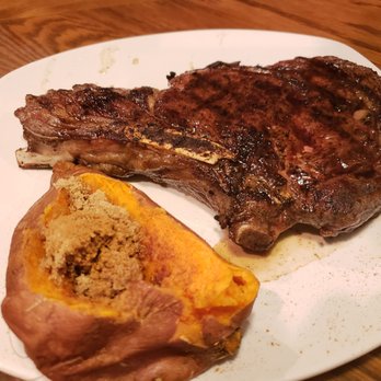Outback Steakhouse - Bone-in ribeye is way better than that $40 "wagyu" plate. - Steakhouses Near Me - Pittsburg, California