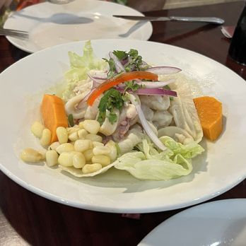 El Chalan Restaurant - Ceviche Mixto - Latin American Near Me - Miami, Florida
