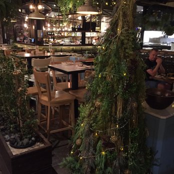 Kinn -Thai Restaurant - Merry Christmas - Thai Near Me - Kotara, NSW
