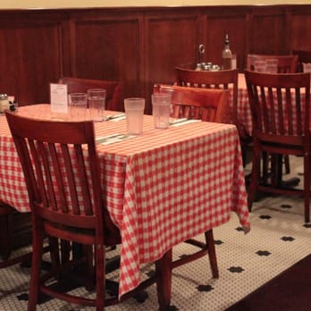 Angelina's - seating - Pizza Near Me - Lynbrook, New York Angelina's - seating - Pizza Near Me - Lynbrook, New York