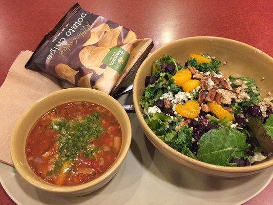 Panera Bread by null