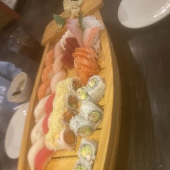 Fuji Sushi - Sushi Sashimi Boat - Sushi Bars Near Me - Midland, Michigan