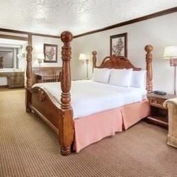Stratford Inn