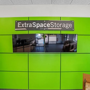 Extra Space Storage - 3009 - Security Screens - Self Storage Near Me - Cheektowaga, New York