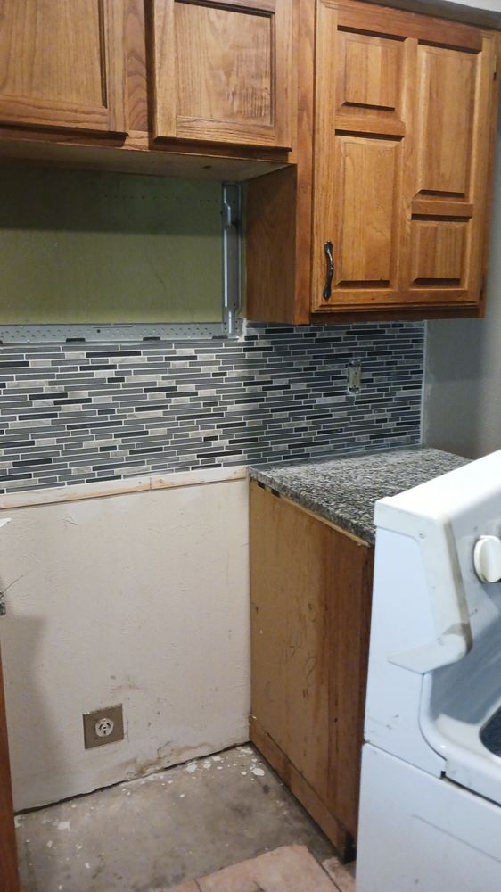 AGUILAR REMODELING HOUSE & MAINTENANCE Request Consultation 7780