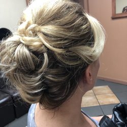Fred's Haircutting Salon - Hairstyle By Norma Rivera