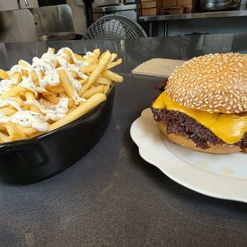 Amboy - Amboy classic double smashed and truffle fries - Burgers Near Me - West Covina, California Amboy - Amboy classic double smashed and truffle fries - Burgers Near Me - West Covina, California