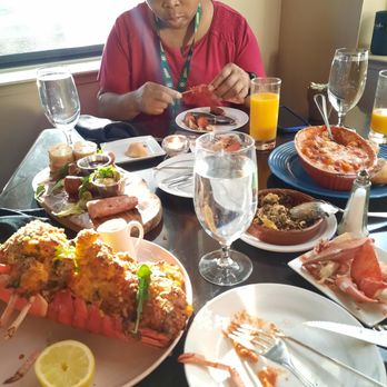 Vin Alegro - Lobster Special. Sausage Flight, Artichoke Dip, Cheese Pasta - New American Near Me - Discovery Bay, California Vin Alegro - Lobster Special. Sausage Flight, Artichoke Dip, Cheese Pasta - New American Near Me - Discovery Bay, California