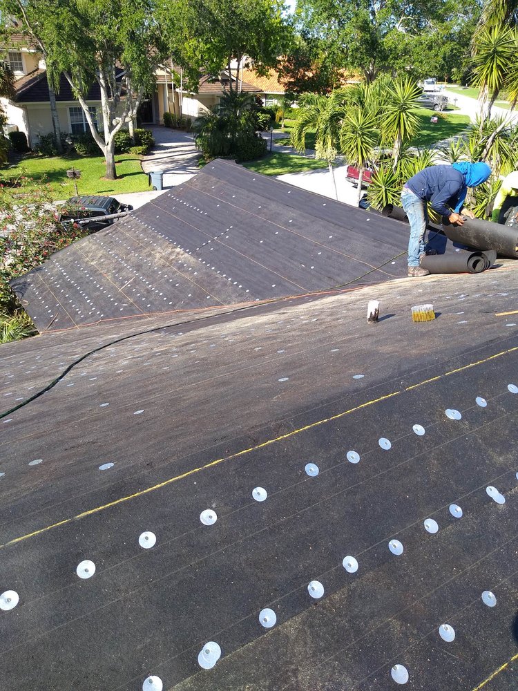 Slide of Pinewood Construction