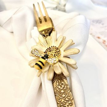 The Dirty Tea - Cute napkin holder - Coffee & Tea Near Me - Atlanta, Georgia