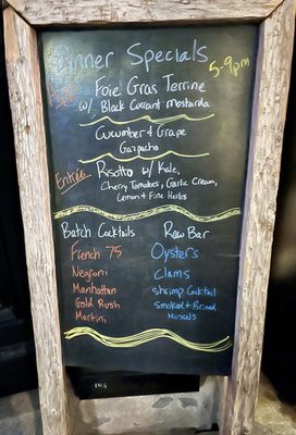 Maine Street Bistro by null