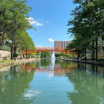 Wheel Fun Rentals - Canal Walk - Boating Near Me - Indianapolis, Indiana