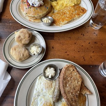 Ted's Bulletin 14th - Breakfast & Brunch Near Me - Washington, DC, District of Columbia Ted's Bulletin 14th - Breakfast & Brunch Near Me - Washington, DC, District of Columbia