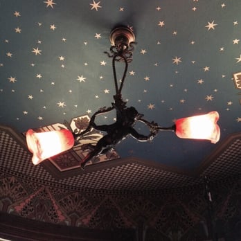 10 Clarke - One of the great light fixtures - Bed & Breakfast Near Me - Frederick, Maryland 10 Clarke - One of the great light fixtures - Bed & Breakfast Near Me - Frederick, Maryland