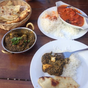 Haveli Authentic Indian Cuisine - Butter chicken, palak paneer and garlic naan. - Indian Near Me - Broadbeach, QLD Haveli Authentic Indian Cuisine - Butter chicken, palak paneer and garlic naan. - Indian Near Me - Broadbeach, QLD