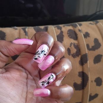 Alo Nails & Spa - True nail art by Amazing Amy!! - Nail Salons Near Me - Lancaster, California