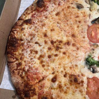 Brooklyn Pizza - Pizza Near Me - Rahway, New Jersey