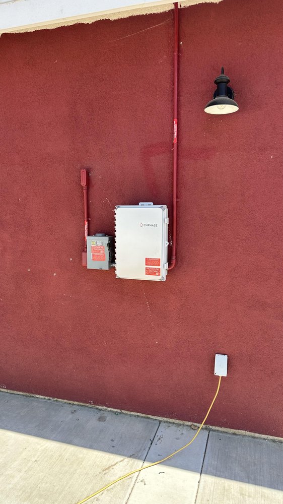 Slide of Elbac Solar