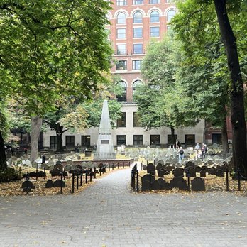 Granary Burying Ground - Funeral Services & Cemeteries Near Me - Boston, Massachusetts Granary Burying Ground - Funeral Services & Cemeteries Near Me - Boston, Massachusetts