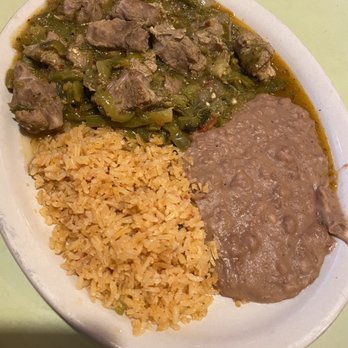 Tipico's - Nopalitos con guisado de puerco en salsa verde - Mexican Near Me - Dallas, Texas Tipico's - Nopalitos con guisado de puerco en salsa verde - Mexican Near Me - Dallas, Texas