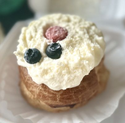 Suzie's Pastry Shoppe by null
