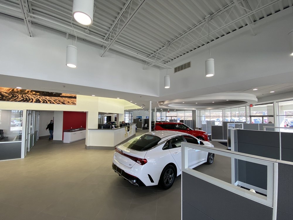LAFONTAINE KIA Updated July 2024 30 Reviews 444 James L Hart Pkwy, Ypsilanti, Michigan
