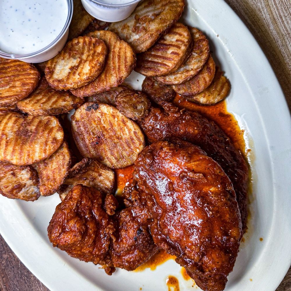 Putter's Patio & Grill - American Near Me - Winston Salem, North Carolina
