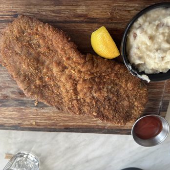 Milanezza Kitchen Bar Market - Bars Near Me - Key Biscayne, Florida