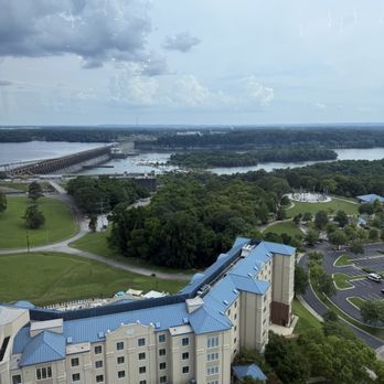 360 Grille - Views as you spin - New American Near Me - Florence, Alabama
